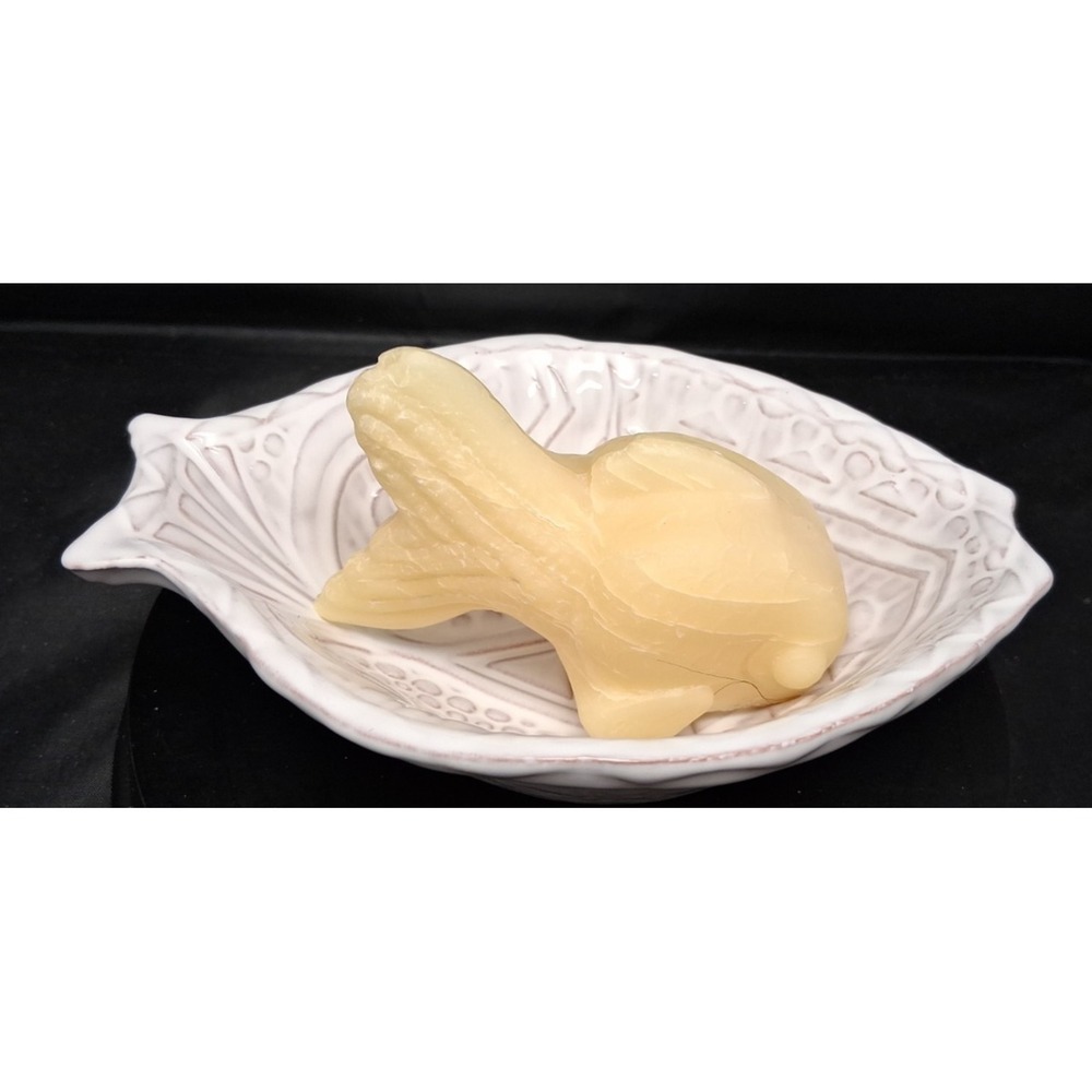 White ceramic dish with geometric and swirl patterns boat-shaped w/soap fish